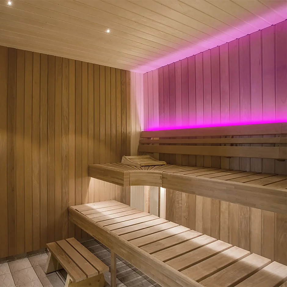 00-329_10.jpg 00-329_10.jpg