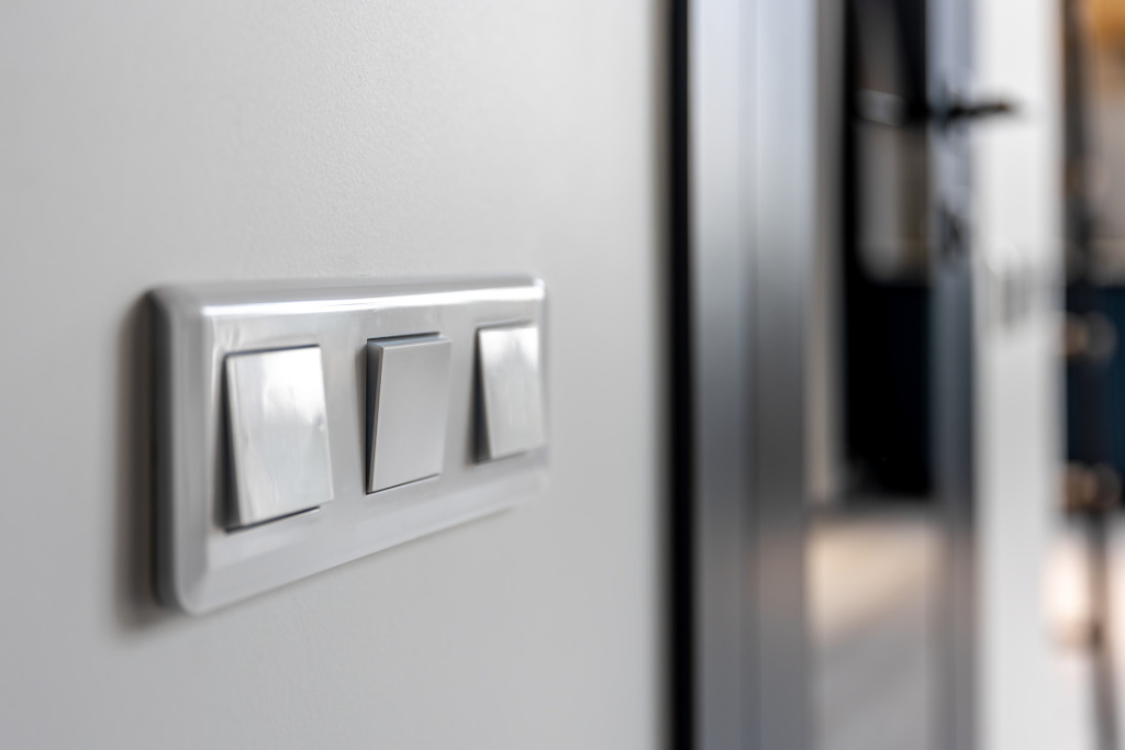 Правильное расположение выключателей и розеток