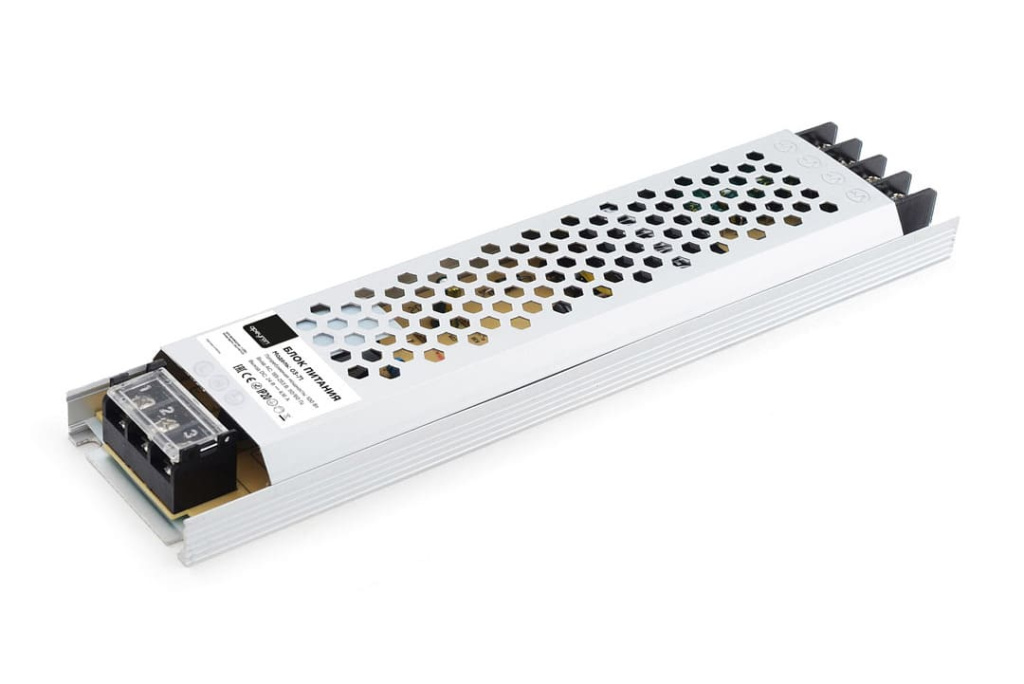 Как подключить светодиодную ленту RGB к блоку питания 12 В/24 В Как подключить светодиодную ленту RGB к блоку питания 12 В/24 В