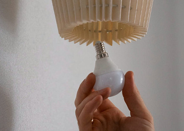 Как поменять светодиодную лампу: алгоритм и техника безопасности